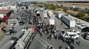 Mexican Farmers Block US Border Bridge in Water Reform Protests