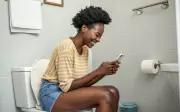 Stop Sitting Too Long On The Toilet! Doctors Reveal Shocking Health Risks