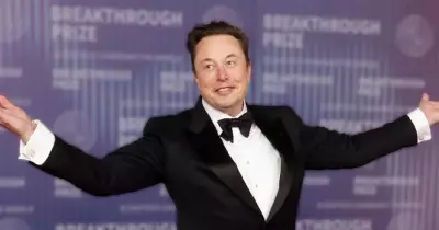 Elon Musk Shatters Records: First Person to Hit $600 Billion Net Worth