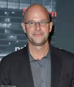 Bestselling Author Splits from Husband After 30 Years, He Still Pays Her Bills