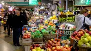 US Inflation Drops to 2.7% in November, Easing Price Pressures