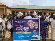 Fatade Idowu Foundation Feeds Over 300 Osun Elders in Festive Outreach