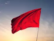 Recognising Relationship Red Flags: Quiet Signs That Should Not Be Ignored