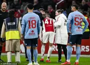 Ajax's Oleksandr Zinchenko Ruled Out for Season with Knee Injury