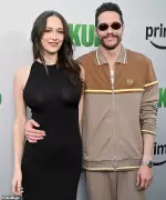 Pete Davidson's Girlfriend Elsie Hewitt Opens Up About Formula Feeding Decision