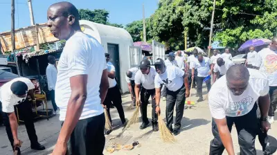 Nigeria Police Boost Community Ties with Nationwide Sanitation and Medical Outreach