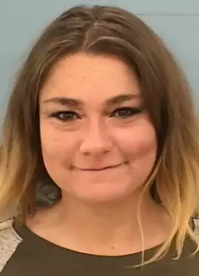 Jilted Woman Arrested for False Bomb Threat Against Ex-Boyfriend's Flight