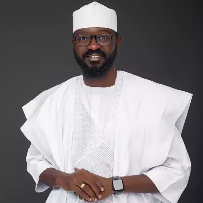 Nigerian Man Shares Entitled Message from Youth Demanding Money