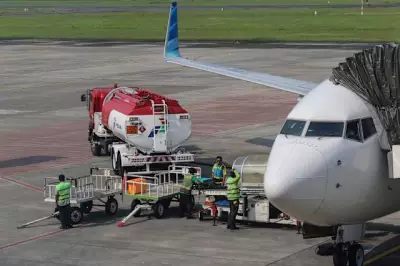 Airlines Cut 2 Million Seats from May Schedules Amid Fuel Crisis
