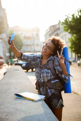 Essential Safety Guide for Solo Female Travelers: Build Confidence and Prepare Smartly
