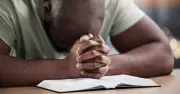 5 Powerful Bible Verses to Pray for Financial Breakthrough in 2026