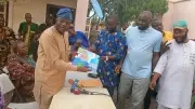 Ondo Youths Buy APC Forms for Lawmaker Derin Adesida