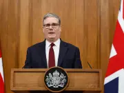 UK PM Starmer Faces Growing Calls to Resign After Aides Quit