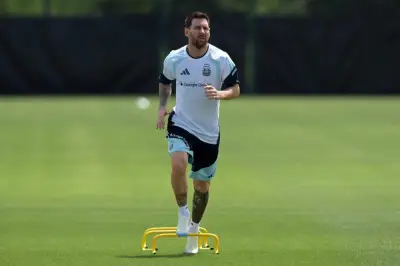 Messi Fit to Face Algeria in World Cup 2026, Says Argentina Coach