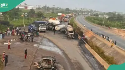 Six Killed in Fiery Lagos-Ibadan Expressway Crash Near Ibadan Toll Gate