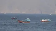 Iran Recloses Strait of Hormuz, Citing US Presence and Israel-Lebanon Tensions