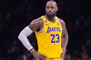 LeBron James to Leave Los Angeles Lakers in Free Agency