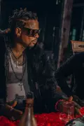 Street King AKIIKA Drops 'Surrender' Video ft. KIBAR