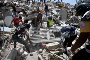 Venezuela Earthquakes Death Toll Reaches 1,430 as Rescue Efforts Continue
