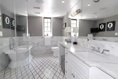 Showering Daily Ages Your Skin, Dermatologists Warn Older Adults