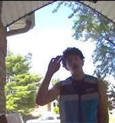 Amazon Delivery Guy Hilariously Calls Out Customer Over Heavy Package
