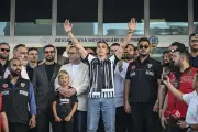 Leandro Trossard completes £15.3m move from Arsenal to Besiktas