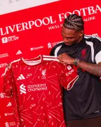 Liverpool sign French defender Jeremy Jacquet from Rennes in £60m deal