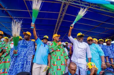 PDP, ADC bigwigs defect to APC in Ogun as Abiodun says party is preferred
