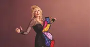Dolly Parton Dies at 80; Trump Orders Flags at Half-Mast