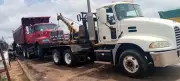 FG Begins Evacuating Heavy-Duty Trucks From Enugu-Onitsha Expressway