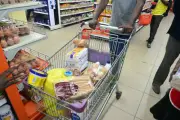 Nigerians Ditch Big Retailers for Neighbourhood Stores – Report