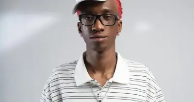 Nigerian singer Mavo apologises to superstars over past criticism