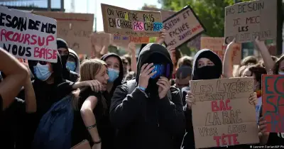 French Students Nationwide Protest Over Teacher Shortages and Poor School Conditions