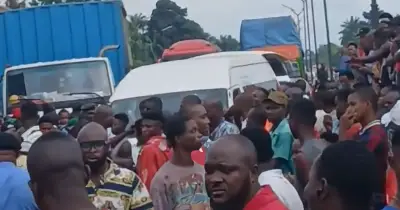 Police rescue 10 after NYSC bus attack in Imo; abducted count unconfirmed